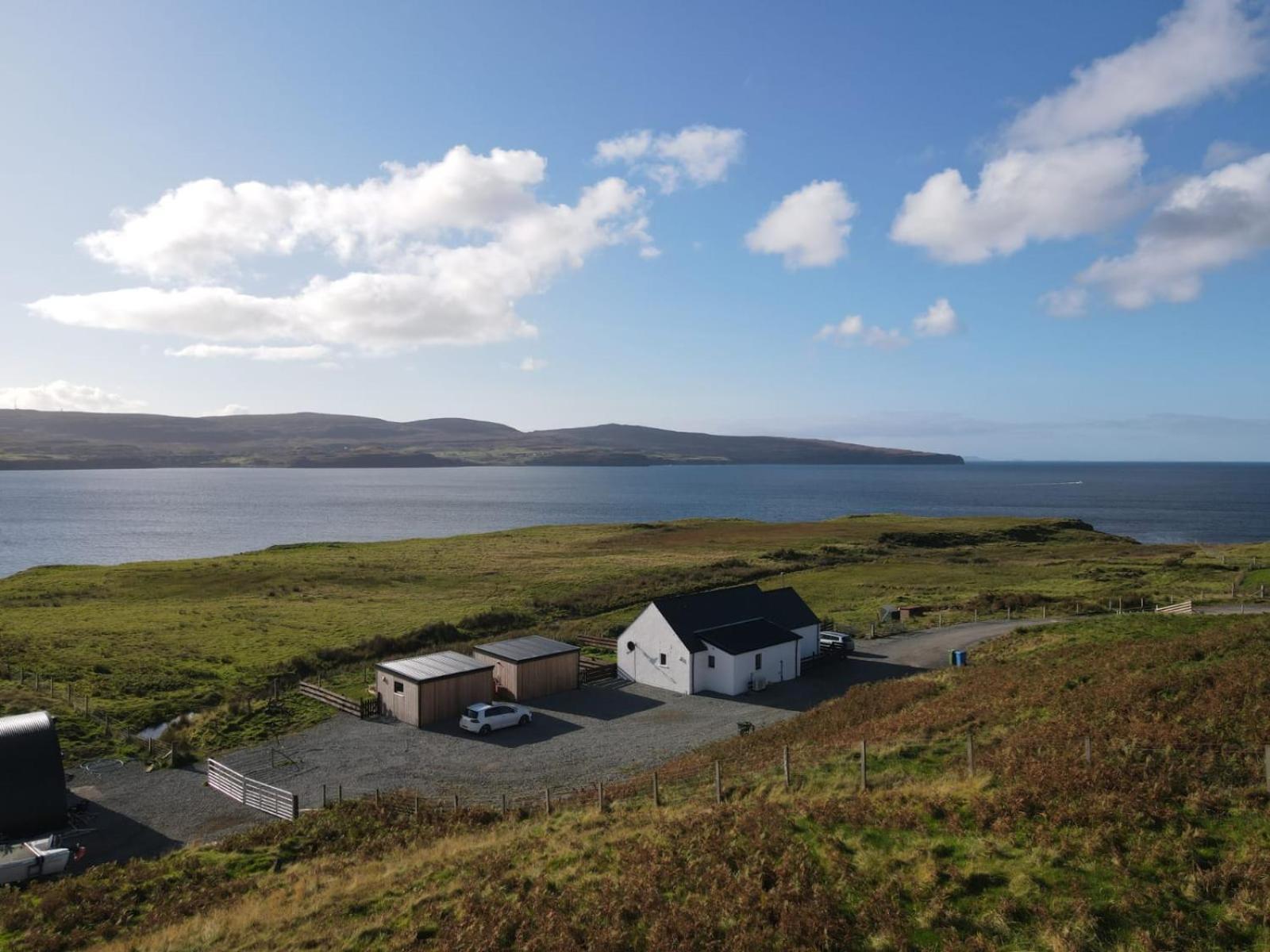 Lampay Chalets Dunvegan  Exterior foto